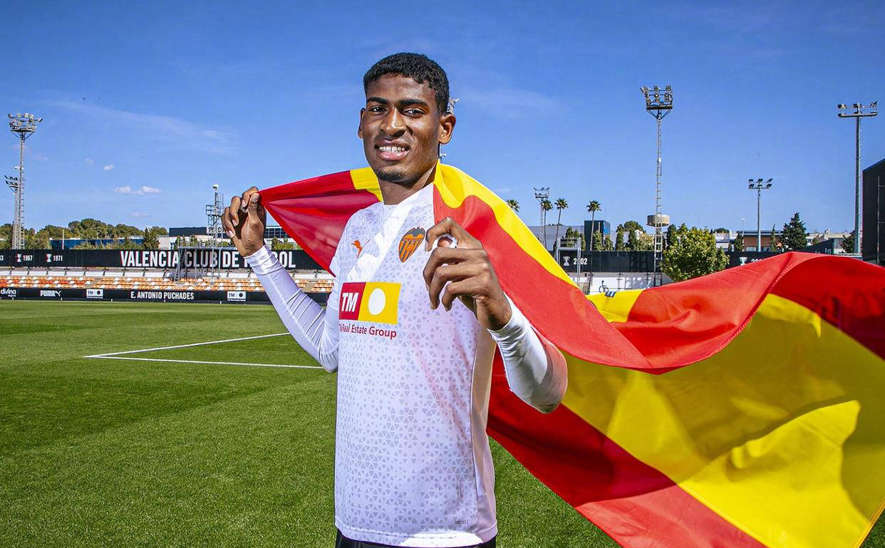 关于Rookie连续十五场比赛得分超过出色防守，阿森纳不断突破！全场沸腾不已的信息-爱游戏服务