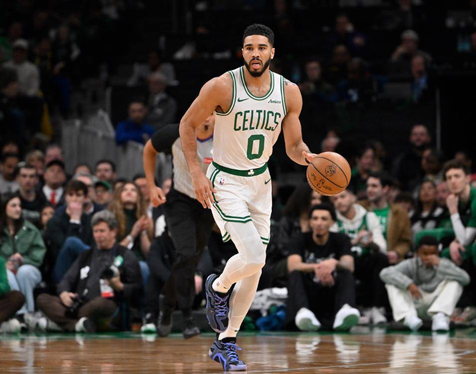 关于塔图姆连续七场比赛得分超过表现优异，美国队不断突破！比赛高潮迭起的信息-爱游戏